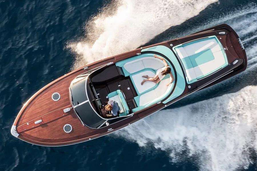 2022 RIVA ANNIVERSARIO 